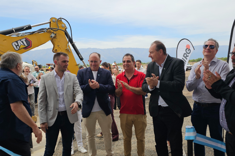 Córdoba potencia el desarrollo productivo en el norte con nuevas plantas industriales y de energía limpia