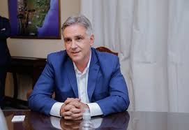 Llaryora destaca la «vuelta al diálogo» tras su reunión con Santilli