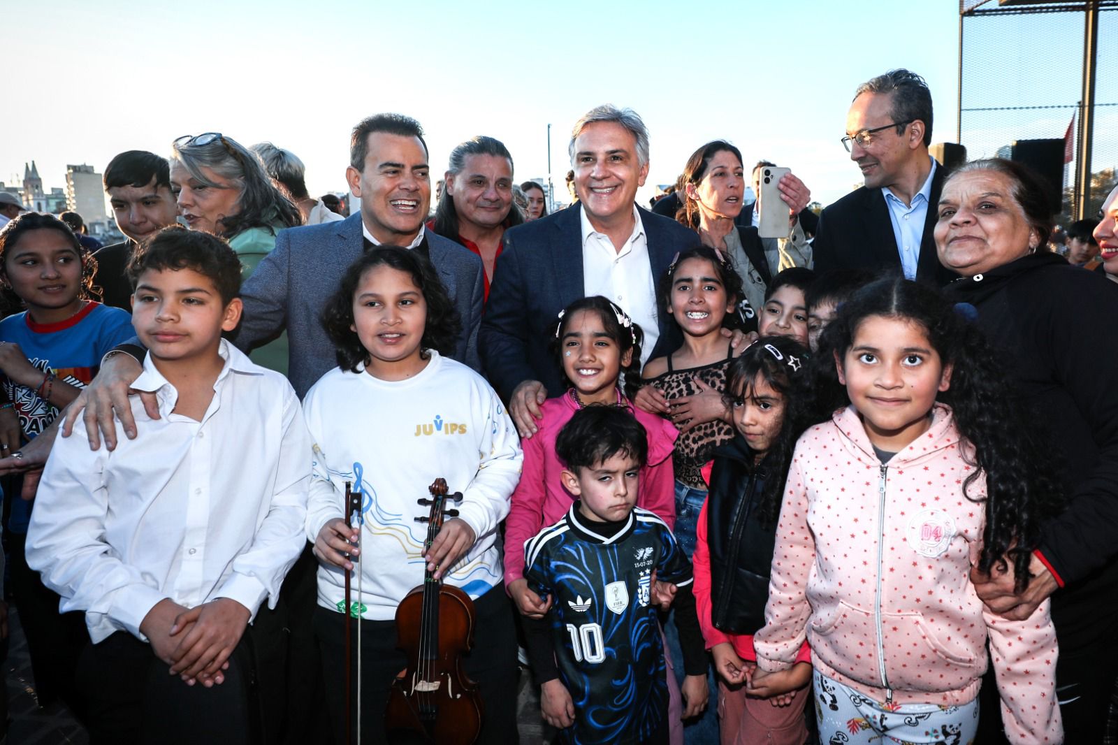 Impulso a la cultura comunitaria: Llaryora anunció un refuerzo económico adicional para espacios de toda la provincia
