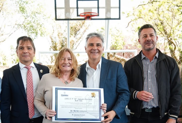 Bell Ville: Llaryora inauguró en el IPEM 140 un polideportivo abierto a toda la comunidad